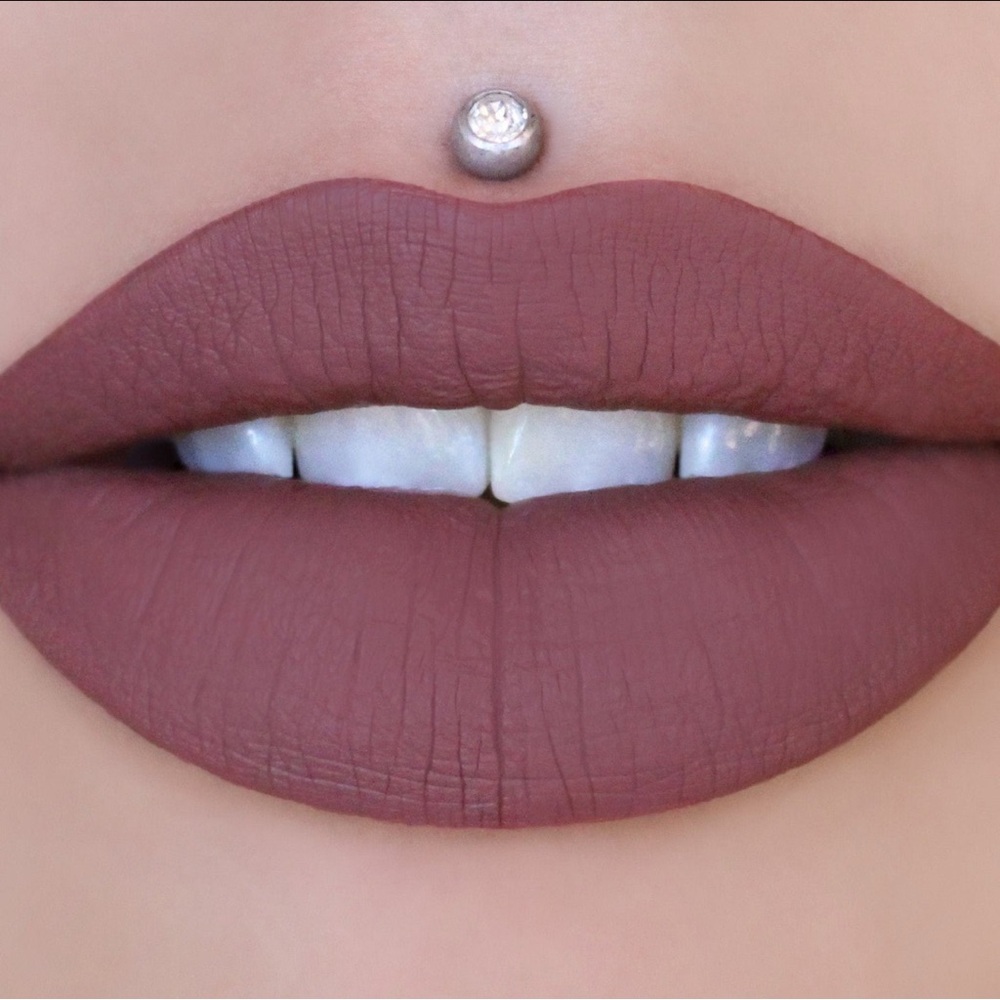 Jeffree Star ANDROGYNY velour liquid lipstick
